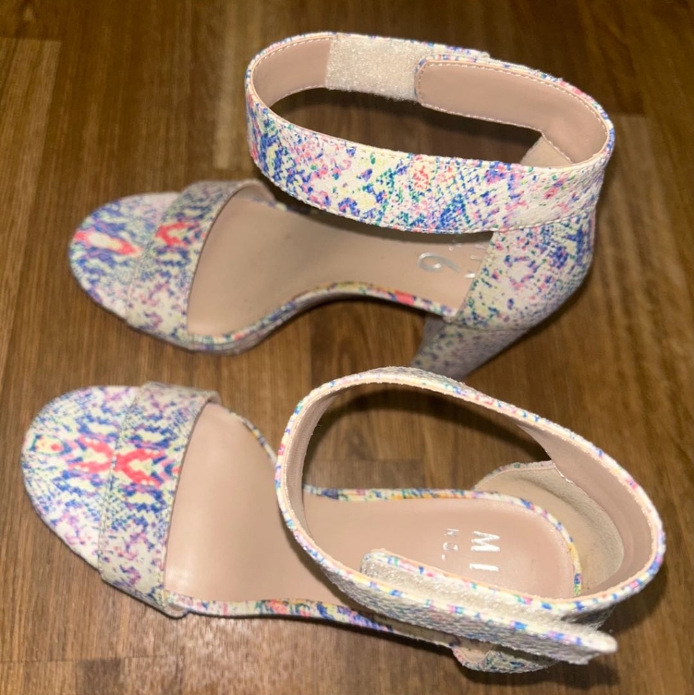 Colorful Splatter Heels - Picture 4 of 14